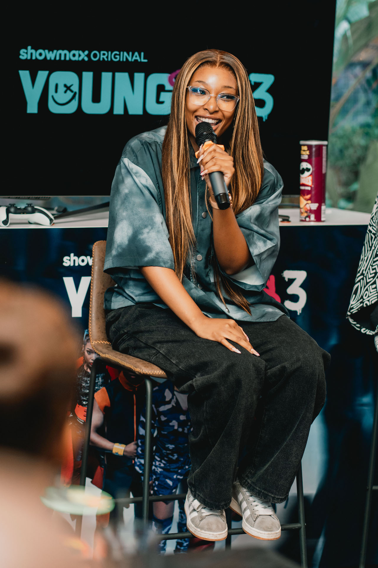 Youngins S3 on Showmax