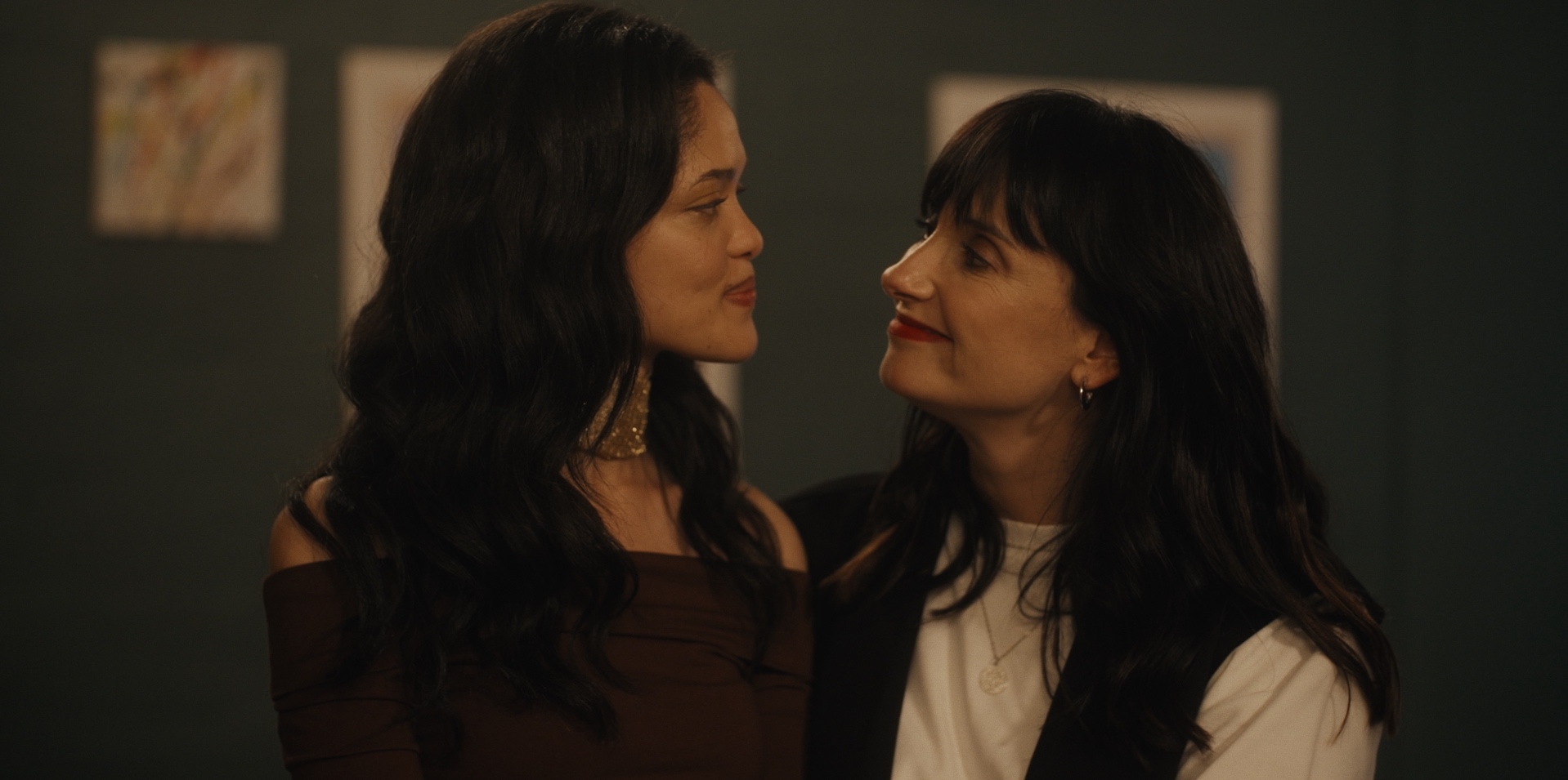 Beata Bena and Cintaine Schutte in Wyfie